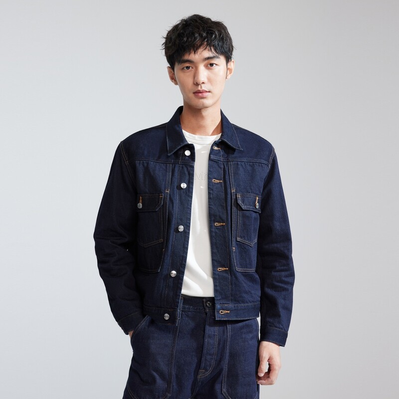 Куртка джинсовая Calvin Klein с накладными карманами, темно-синий
Куртка джинсовая Calvin Klein с накладными карманами, темно-синий