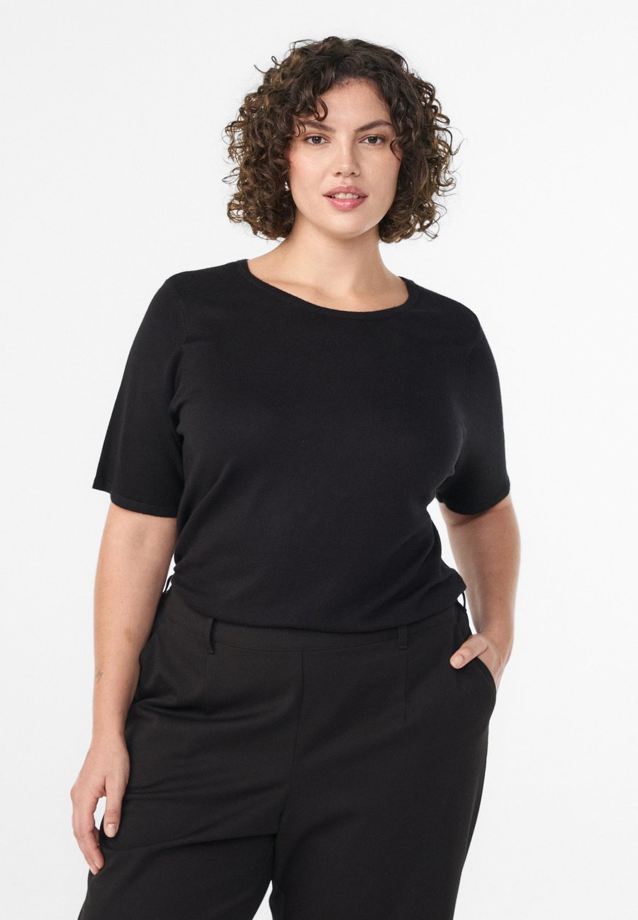 Футболка Zizzi KURZÄRMELIGE, Black, Черный, Футболка Zizzi KURZÄRMELIGE, Black
Футболка Zizzi KURZÄRMELIGE, Black, Черный, Футболка Zizzi KURZÄRMELIGE, Black