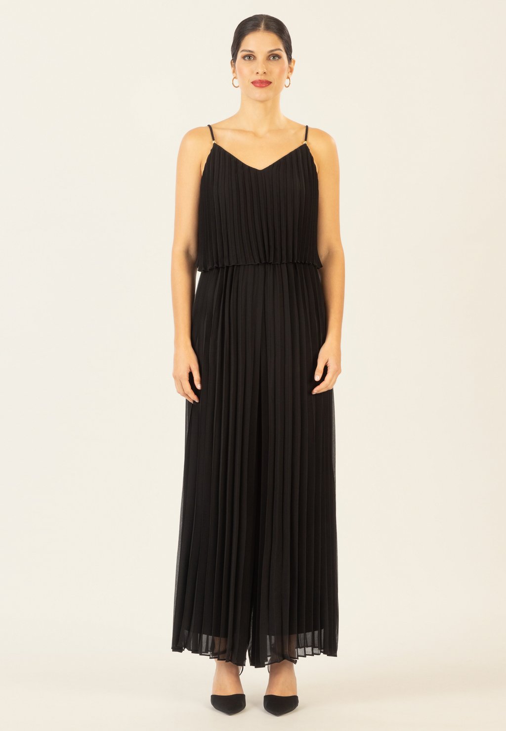 Комбинезон PLISSEEOVERALL Apart, черный 
Комбинезон PLISSEEOVERALL Apart, черный