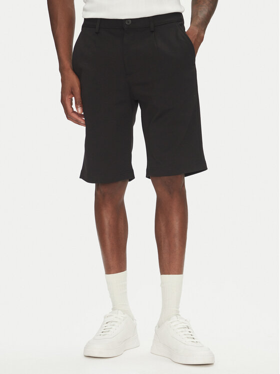 Шорты из ткани обычного кроя 30-506062 Lindbergh, черный
Шорты из ткани обычного кроя 30-506062 Lindbergh, черный