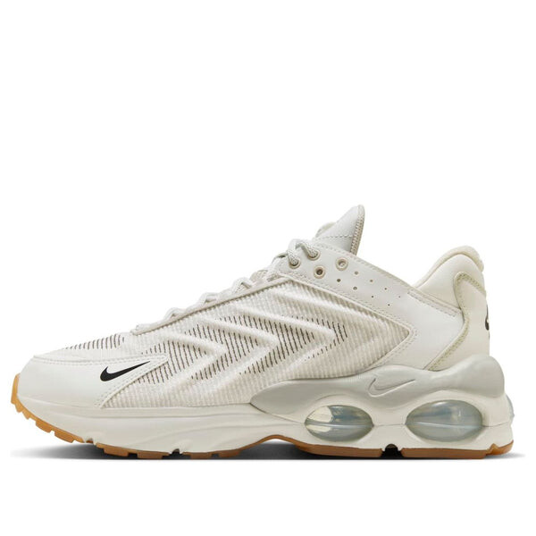 Кроссовки air max tw se Nike, белый
Кроссовки air max tw se Nike, белый