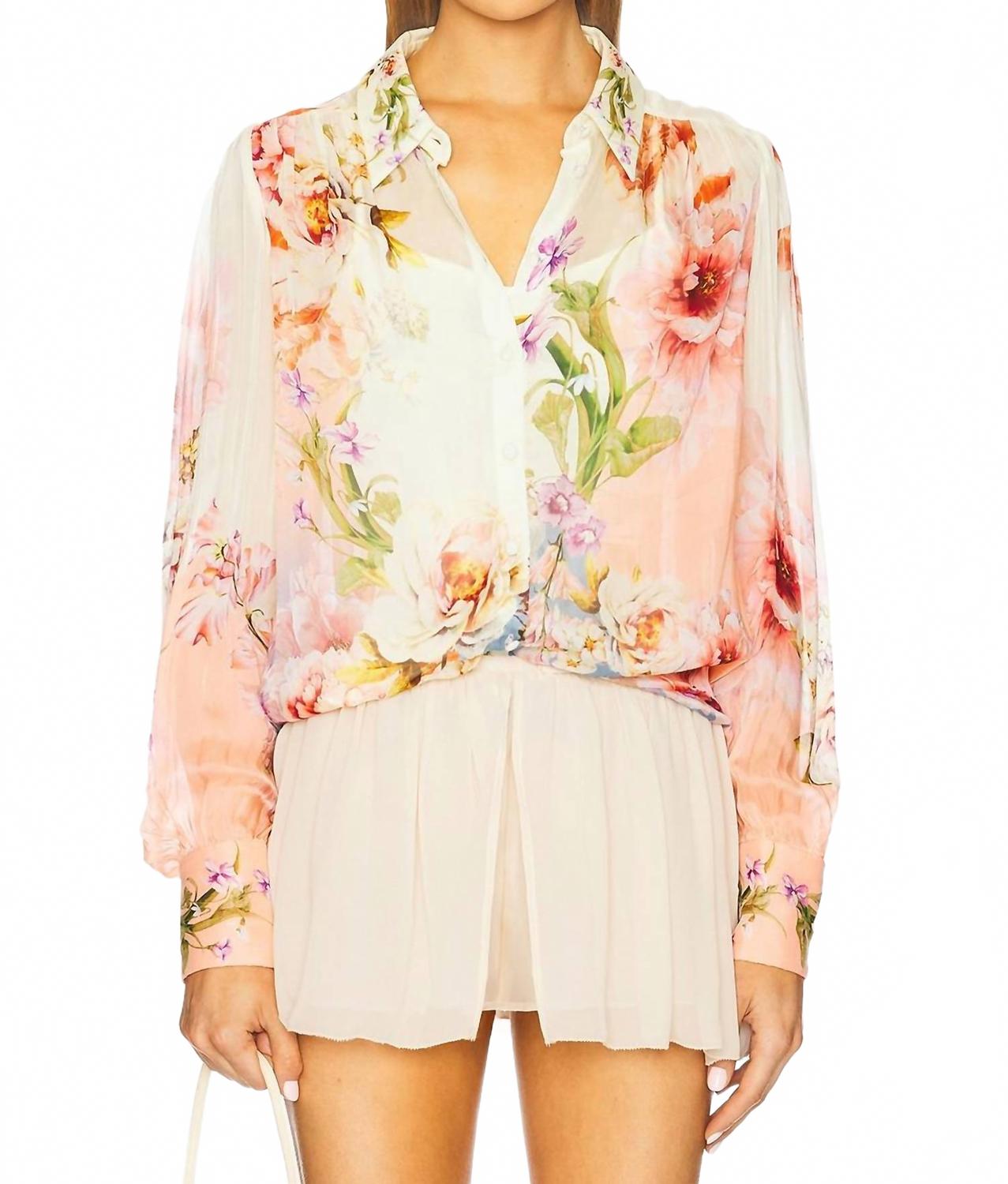 Kavi топ с внутренней ками в розово-голубой расцветке Hemant & Nandita
Kavi топ с внутренней ками в розово-голубой расцветке Hemant & Nandita