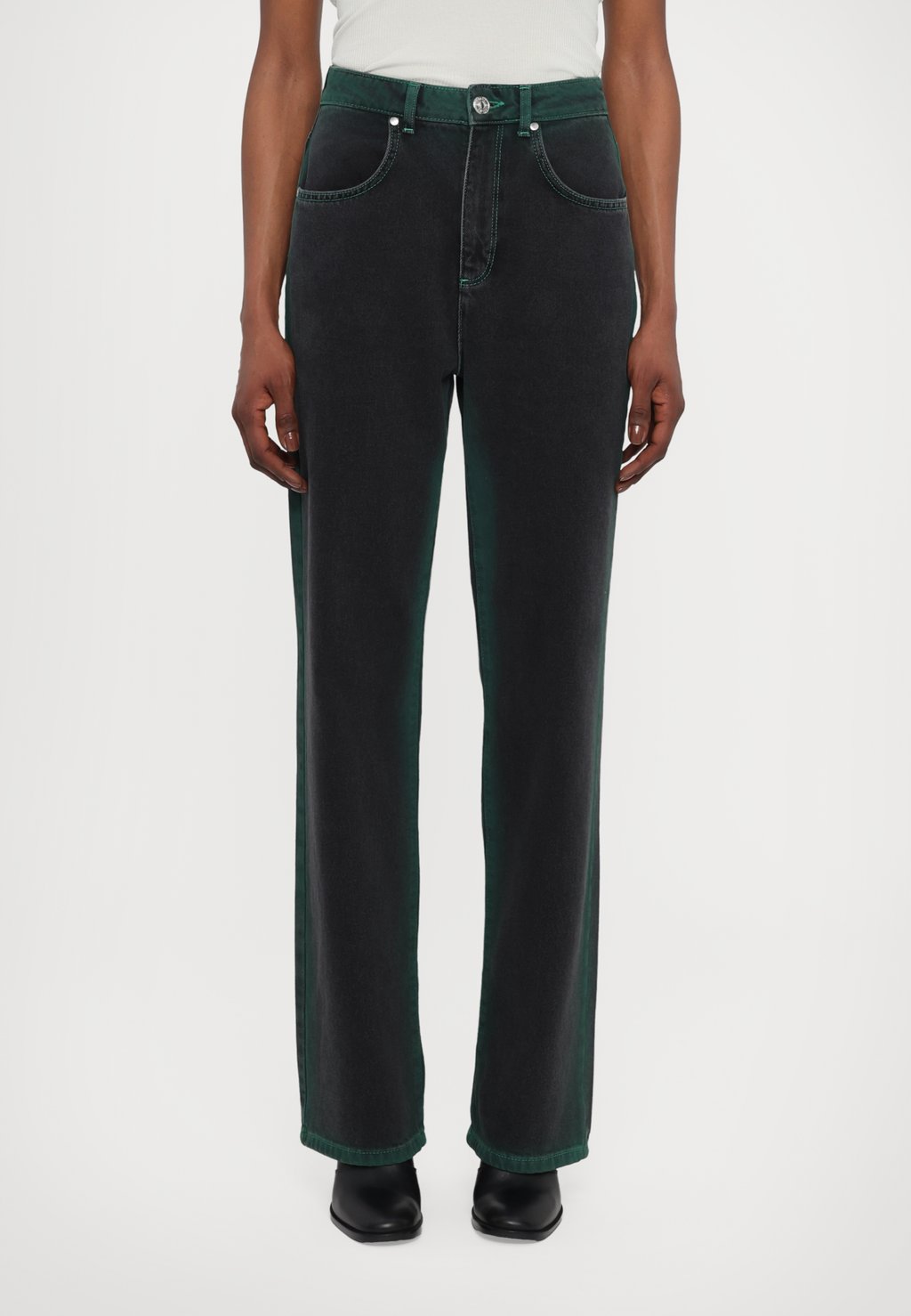 Джинсы прямого кроя LAZAR Stieglitz, черный
Джинсы прямого кроя LAZAR Stieglitz, черный