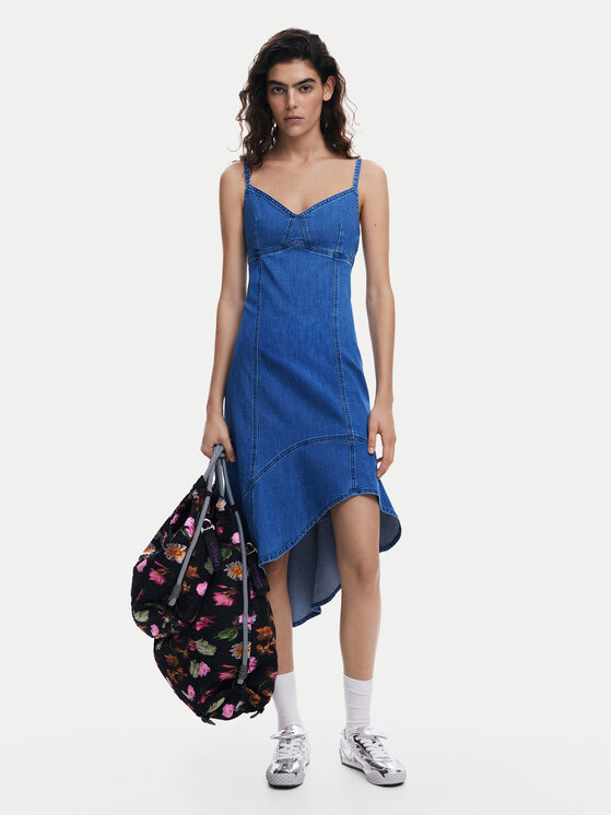Джинсовое платье стандартный крой Munich 25SWVD07 Desigual, синий 
Джинсовое платье стандартный крой Munich 25SWVD07 Desigual, синий