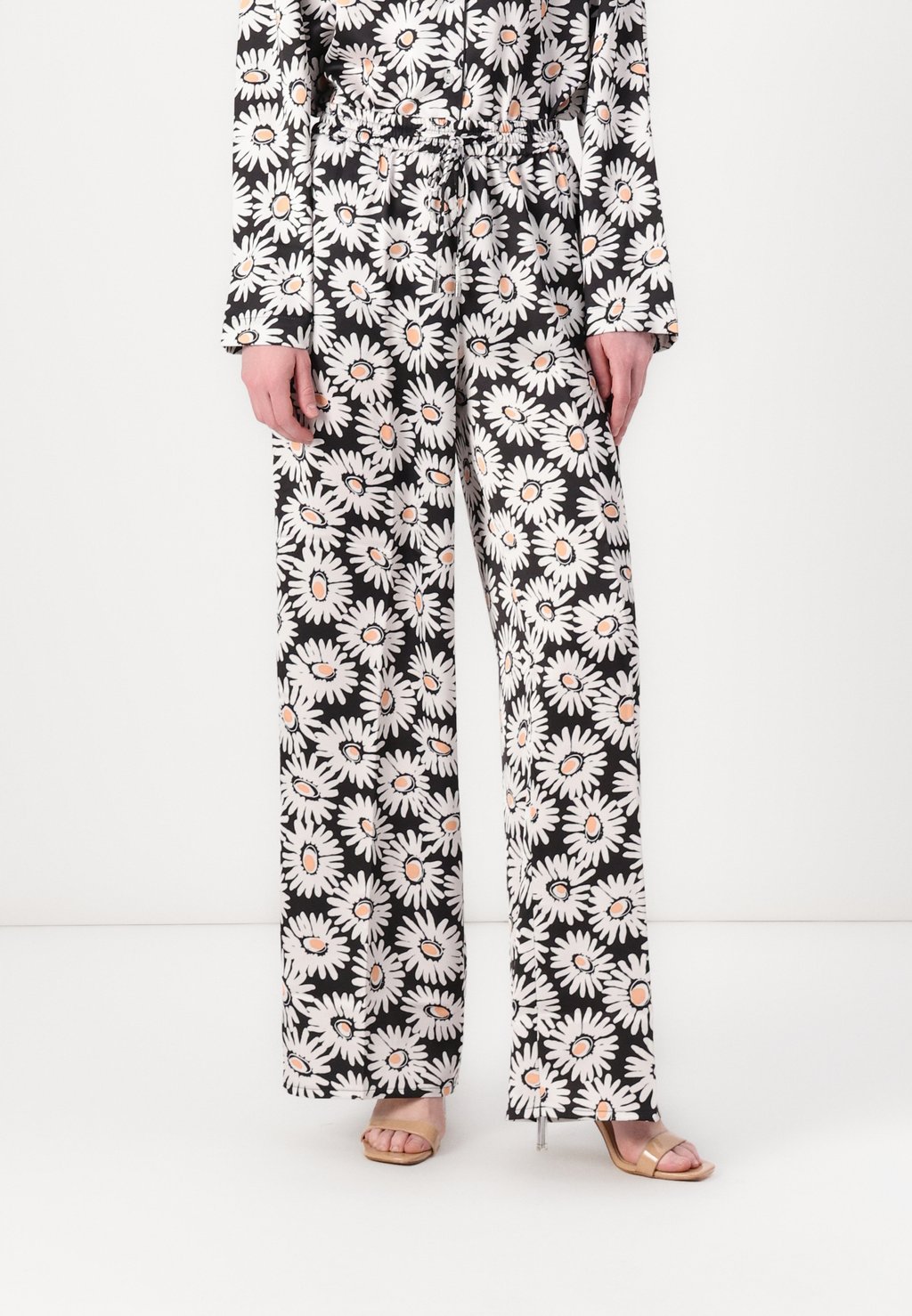 Брюки HASONI HUGO, мультиколор
Брюки HASONI HUGO, мультиколор