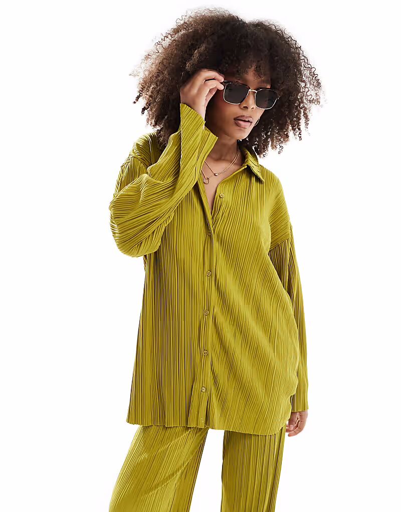 ONLY эксклюзивный комплект из плиссированной рубашки зеленого цвета
ONLY эксклюзивный комплект из плиссированной рубашки зеленого цвета