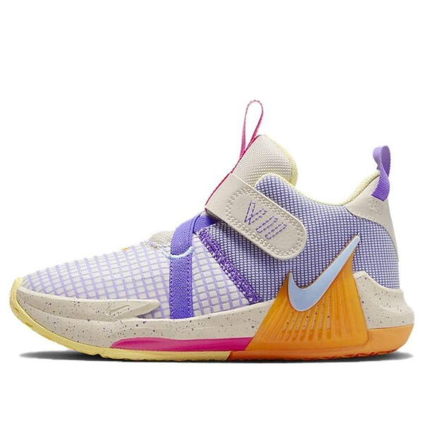 Кроссовки леброн свидетель 7 Nike, бежевый
Кроссовки леброн свидетель 7 Nike, бежевый