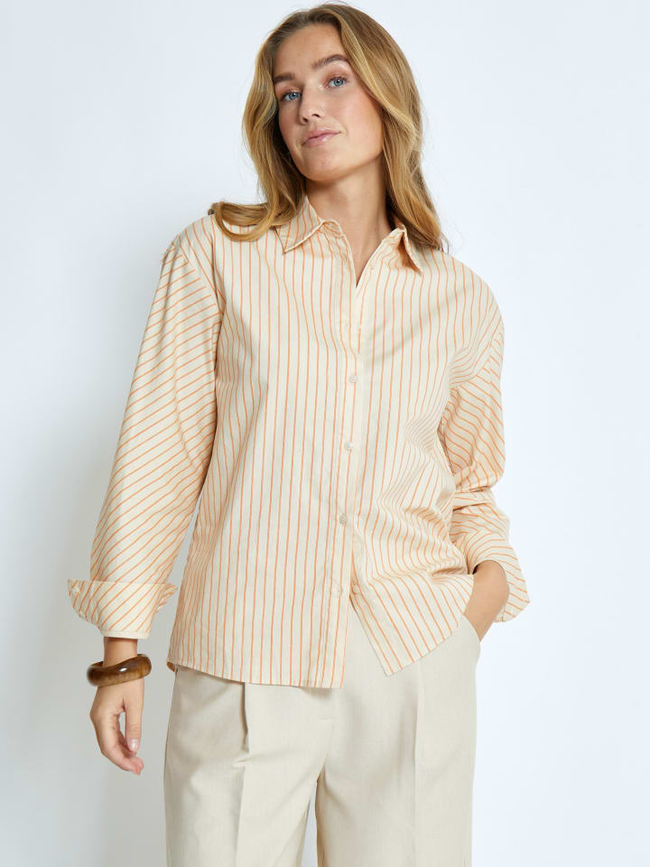 Рубашка в красновато-оранжевую полоску DESIRES
Рубашка в красновато-оранжевую полоску DESIRES