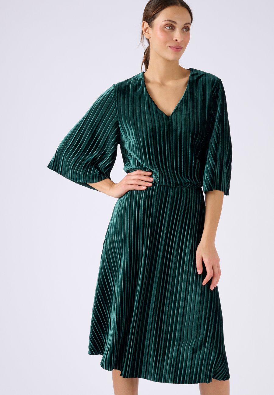 Платье Damart Day dress, Green/Green
Платье Damart Day dress, Green/Green