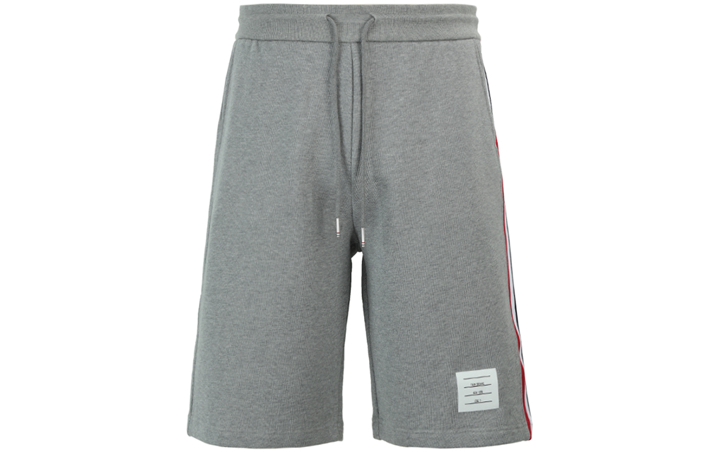 Серые шорты для бега с фирменной полосой THOM BROWNE
Серые шорты для бега с фирменной полосой THOM BROWNE