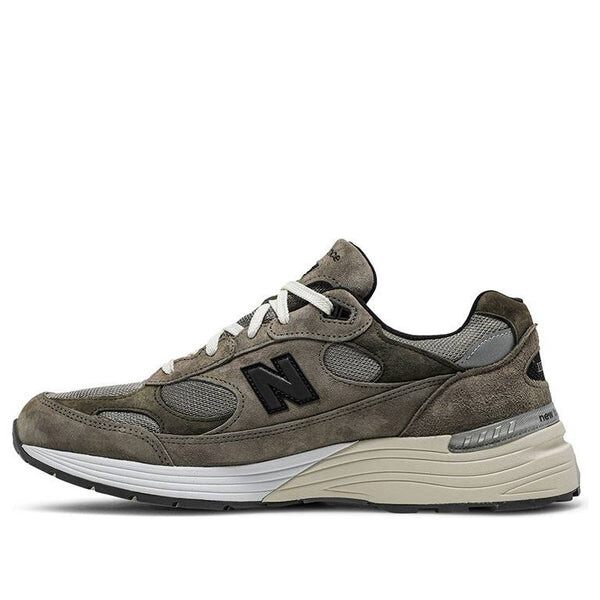Кроссовки x jjjjound 992 сделано в сша New Balance, серый
Кроссовки x jjjjound 992 сделано в сша New Balance, серый