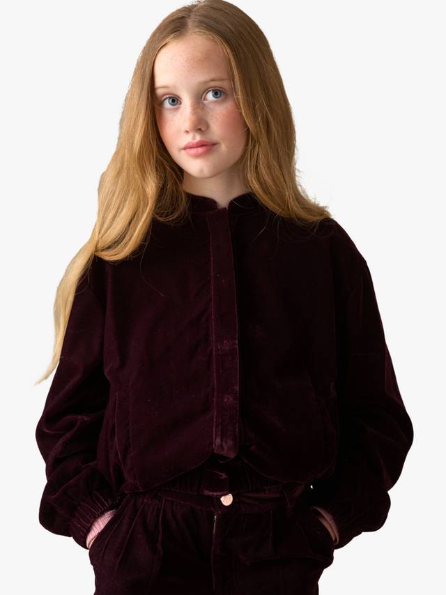 Детская бархатная бомбер куртка Angel & Rocket, Burgundy
Детская бархатная бомбер куртка Angel & Rocket, Burgundy