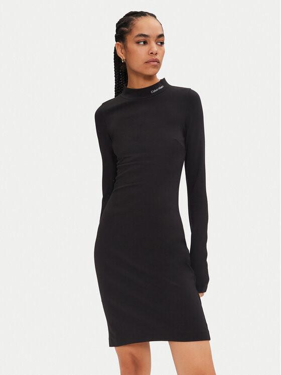 Платье на каждый день приталенного кроя Calvin Klein Jeans, черный
Платье на каждый день приталенного кроя Calvin Klein Jeans, черный