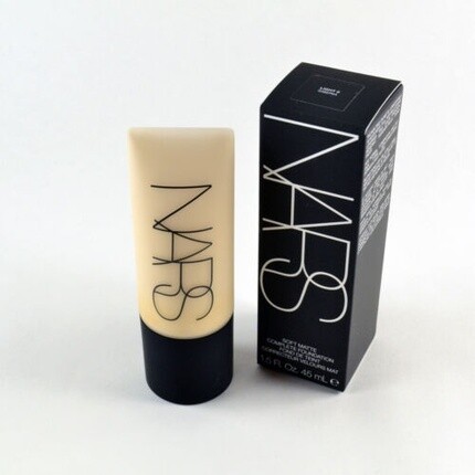 Nars Soft Matte Complete Foundation (Сибирь Светлая) 0, 45 мл, 1,5 унции.
Nars Soft Matte Complete Foundation (Сибирь Светлая) 0, 45 мл, 1,5 унции.
