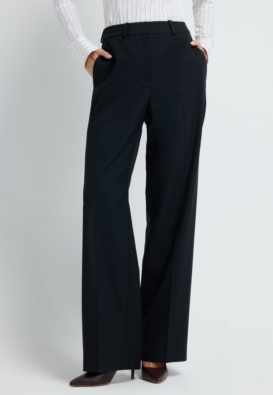 Брюки adL Trousers, Navy Blue/Dark Blue
Брюки adL Trousers, Navy Blue/Dark Blue