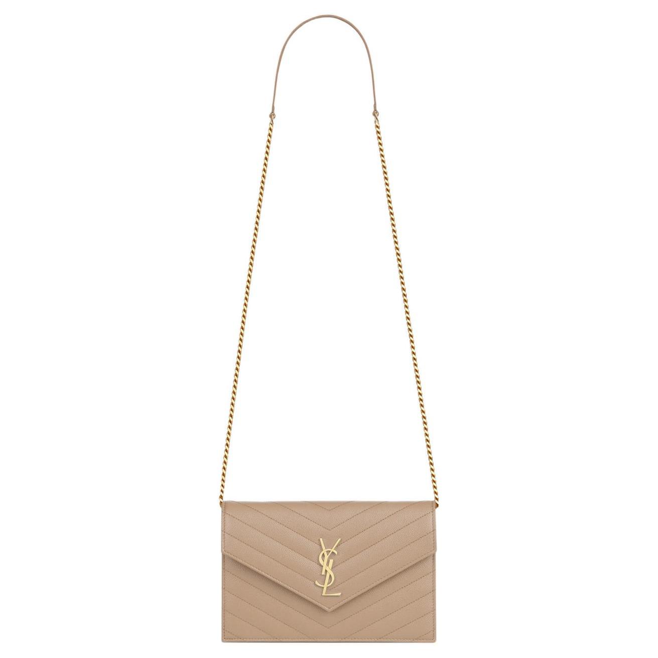 SAINT LAURENT Кожаный кошелек на цепочке
SAINT LAURENT Кожаный кошелек на цепочке