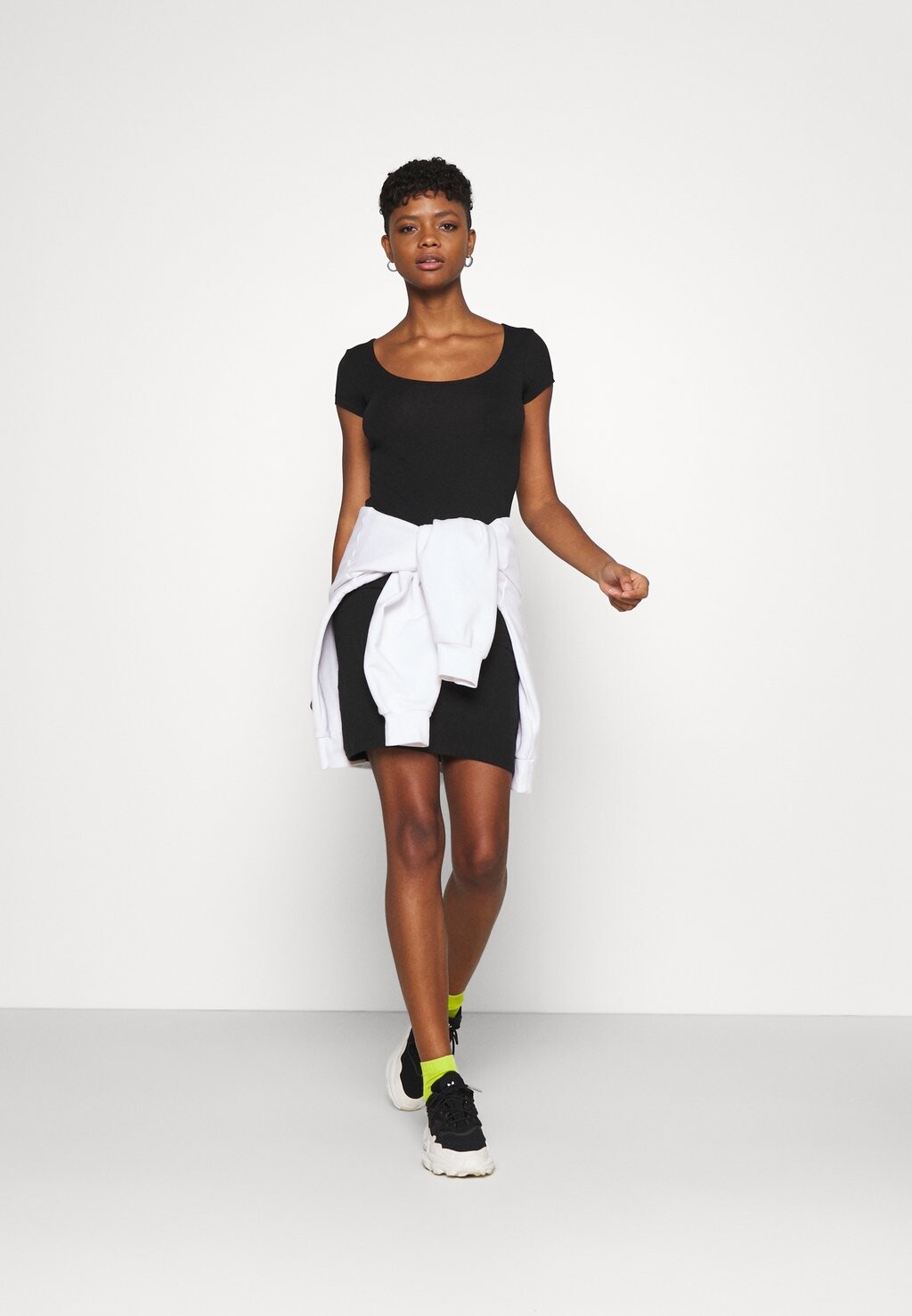 Платье из джерси Even&Odd
Платье из джерси Even&Odd