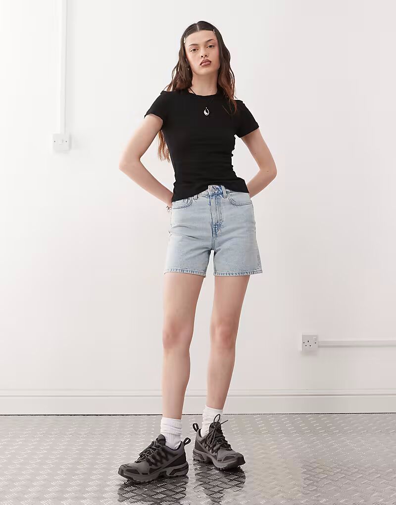 Джинсовые шорты Weekday Eya с высокой талией насыщенного синего цвета эксклюзивно для ASOS
Джинсовые шорты Weekday Eya с высокой талией насыщенного синего цвета эксклюзивно для ASOS