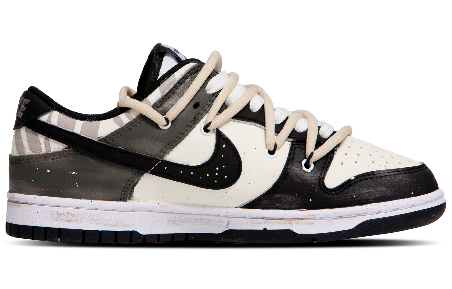 Кроссовки Nike Dunk Skateboarding Shoes Unisex Low-top White/brown/black, цвет Coffee
Кроссовки Nike Dunk Skateboarding Shoes Unisex Low-top White/brown/black, цвет Coffee
