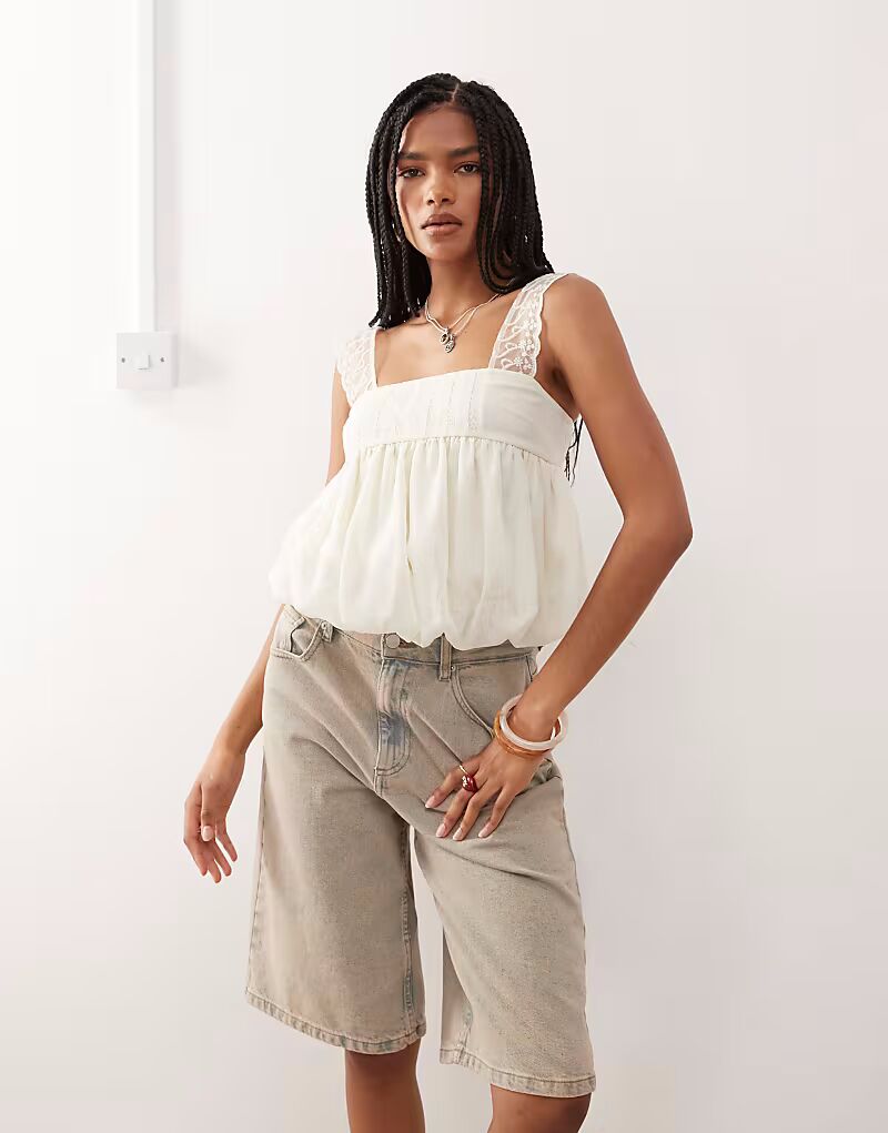 Топ с пышными рукавами и кружевными вставками на плечах бледно-мятного цвета Reclaimed Vintage
Топ с пышными рукавами и кружевными вставками на плечах бледно-мятного цвета Reclaimed Vintage