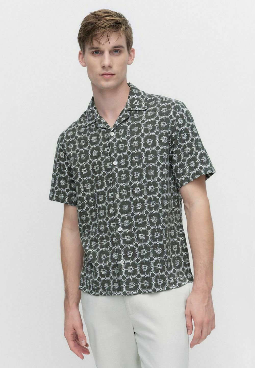 Рубашка FRED PRINTED Dobber, зеленый
Рубашка FRED PRINTED Dobber, зеленый