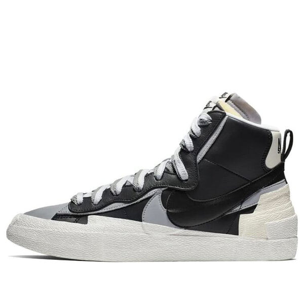 Кроссовки x sacai blazer mid Nike, черный
Кроссовки x sacai blazer mid Nike, черный