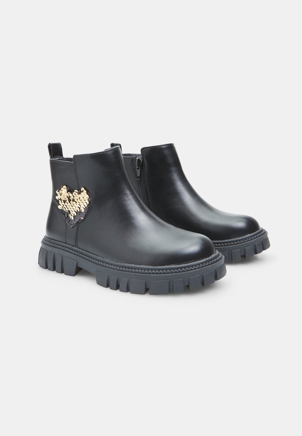 Классические ботильоны Bata, черный 
Классические ботильоны Bata, черный