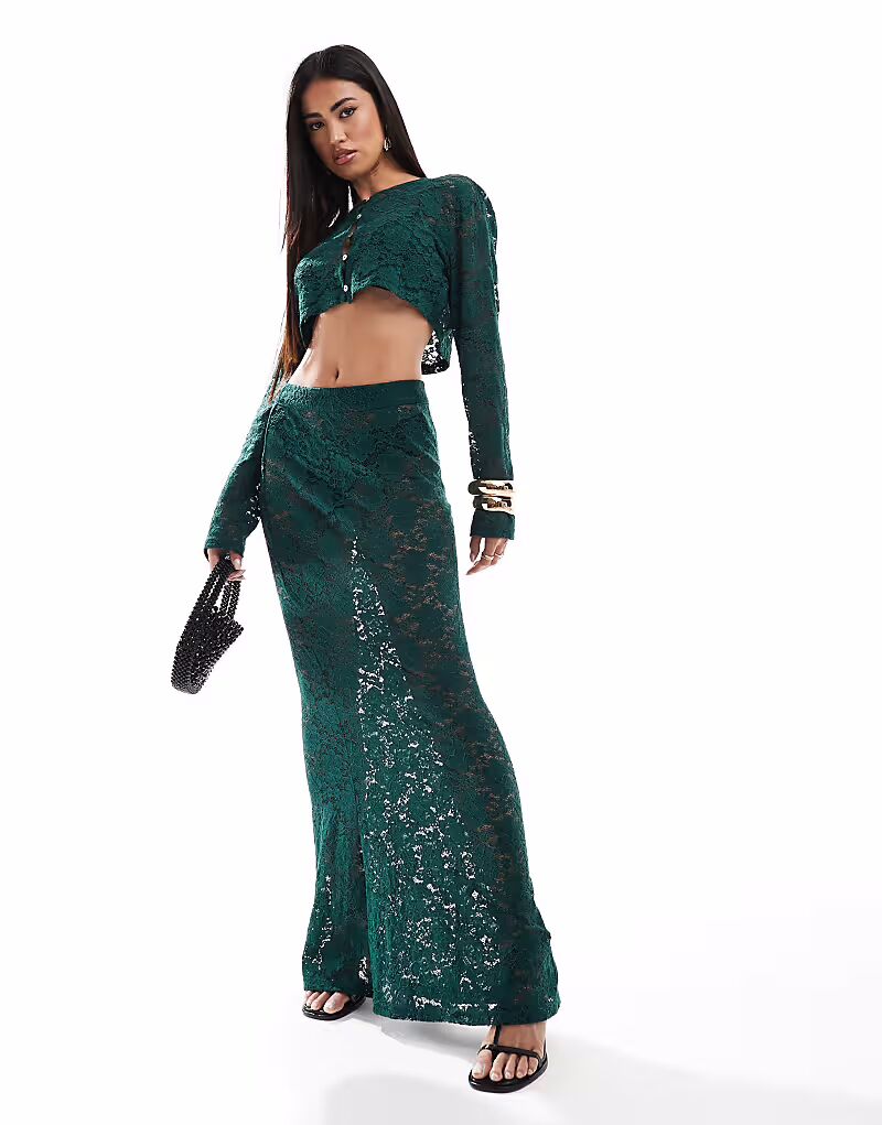 Эксклюзивная кружевная юбка-стойка макси от Aria Cove изумрудно-зеленого цвета - часть комплекта 
Эксклюзивная кружевная юбка-стойка макси от Aria Cove изумрудно-зеленого цвета - часть комплекта