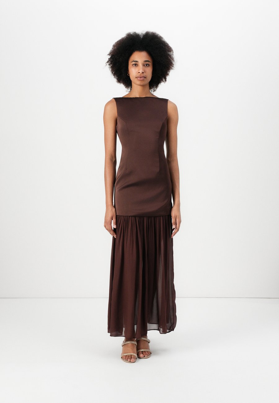 Платье Malina KARLA DROPPED WAIST MAXI DRESS, Chocolate/Brown
Платье Malina KARLA DROPPED WAIST MAXI DRESS, Chocolate/Brown