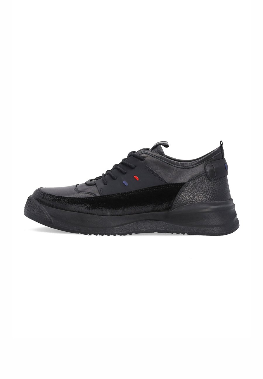 Кроссовки VENEZIA Trainers, Black
Кроссовки VENEZIA Trainers, Black
