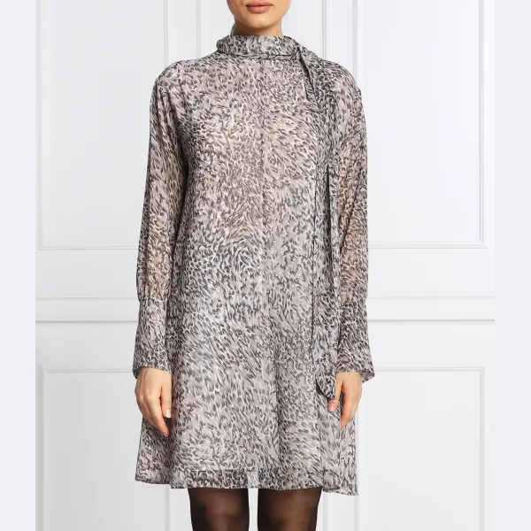 Платье Patrizia Pepe, серый
Платье Patrizia Pepe, серый