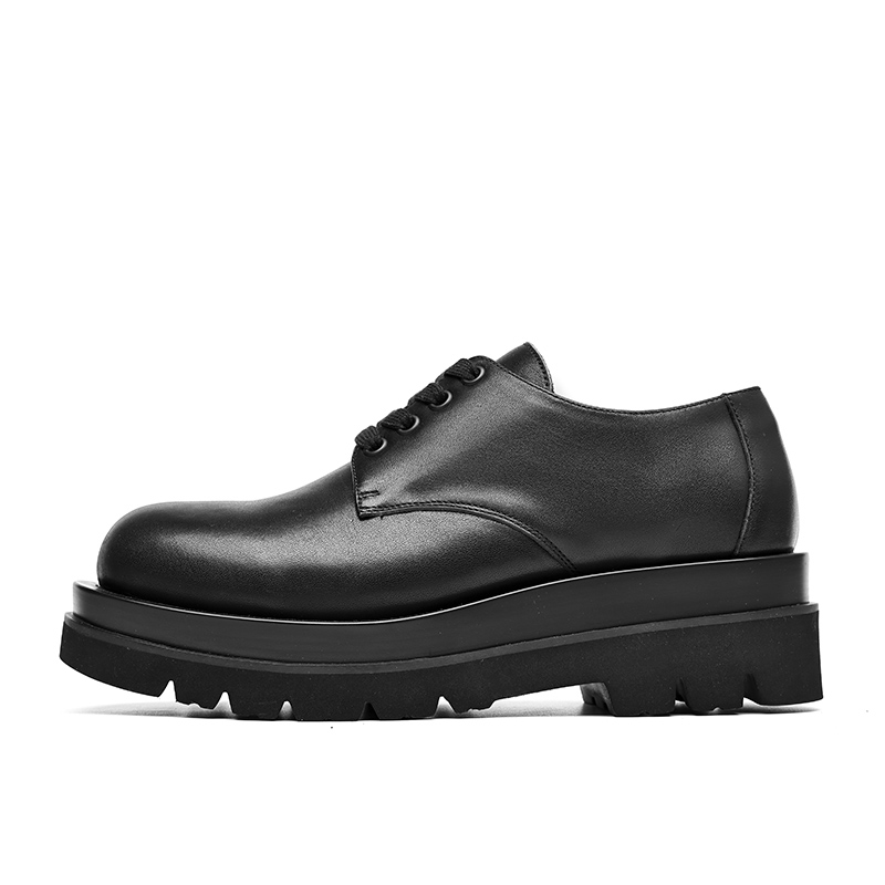 LUOMAIKE Повседневные туфли мужские черные
LUOMAIKE Повседневные туфли мужские черные