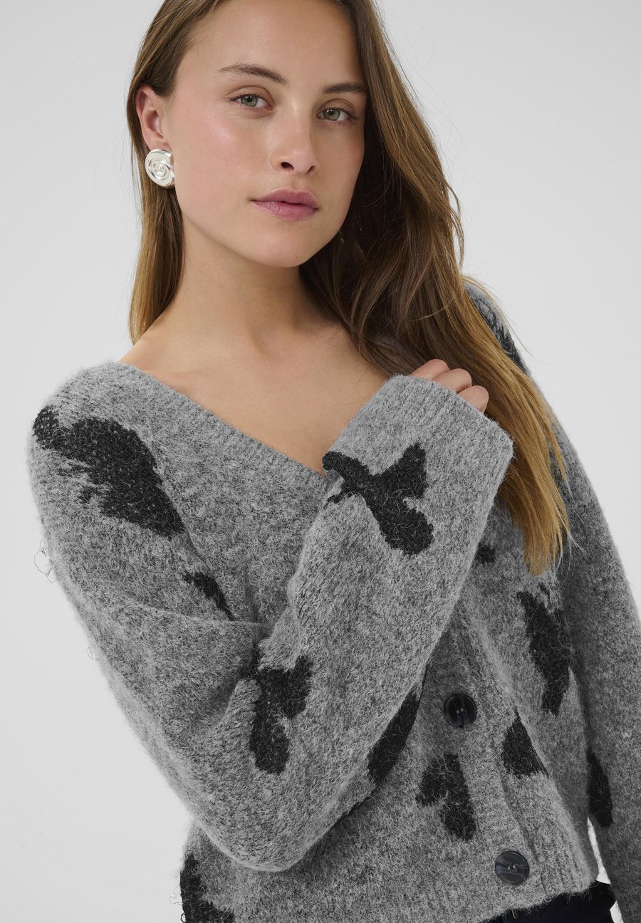 Кардиган Culture CUFREYA , Mid Grey/Black Melange/Grey
Кардиган Culture CUFREYA , Mid Grey/Black Melange/Grey