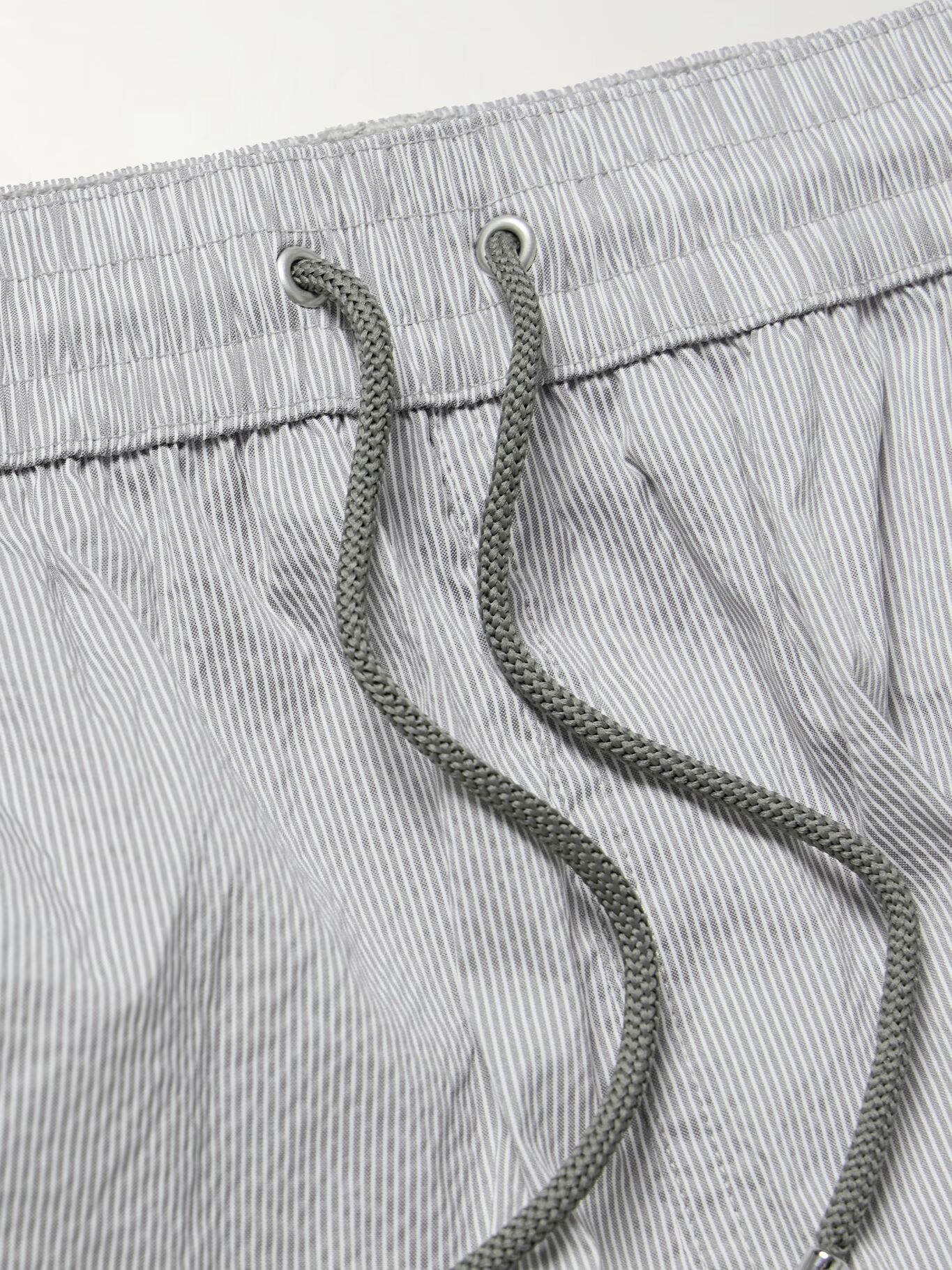 Прямые шорты для плавания в полоску средней длины PAUL SMITH, серый
Прямые шорты для плавания в полоску средней длины PAUL SMITH, серый