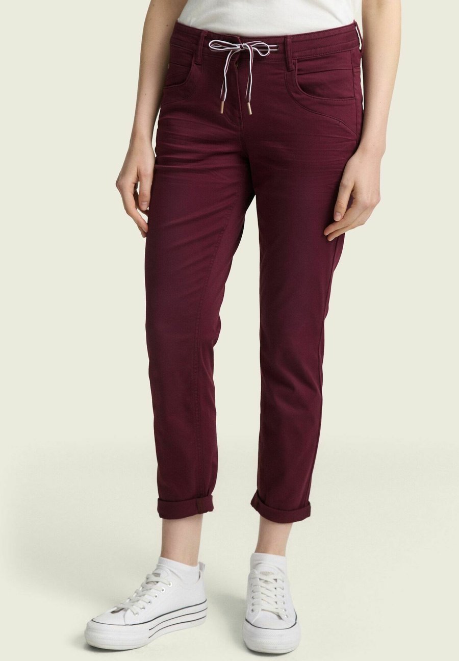 Брюки TOM TAILOR TAPERED RELAXED, Bordeaux Red/Bordeaux
Брюки TOM TAILOR TAPERED RELAXED, Bordeaux Red/Bordeaux