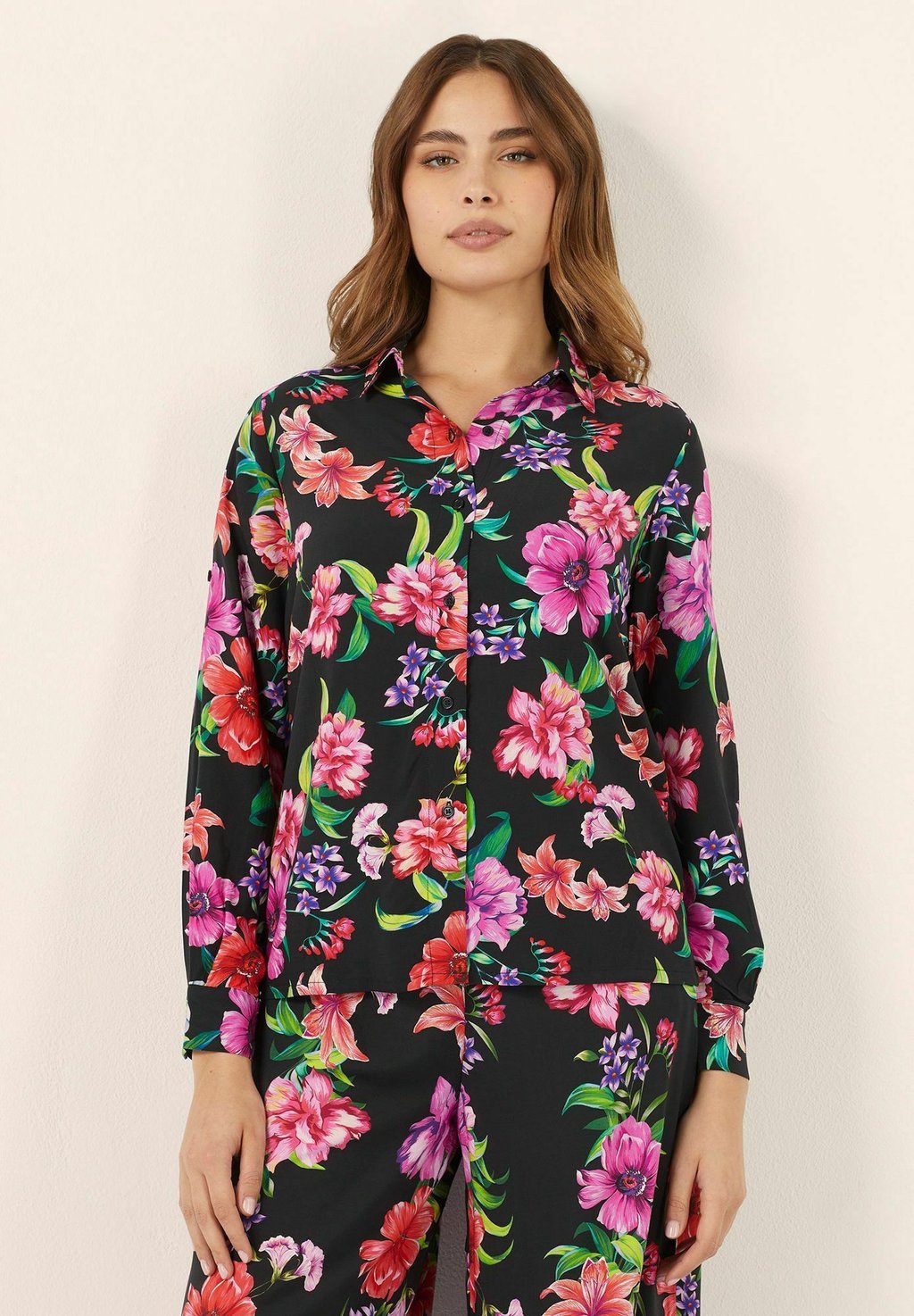 Блузка на пуговицах MARIANNA Yamamay, мультиколор
Блузка на пуговицах MARIANNA Yamamay, мультиколор