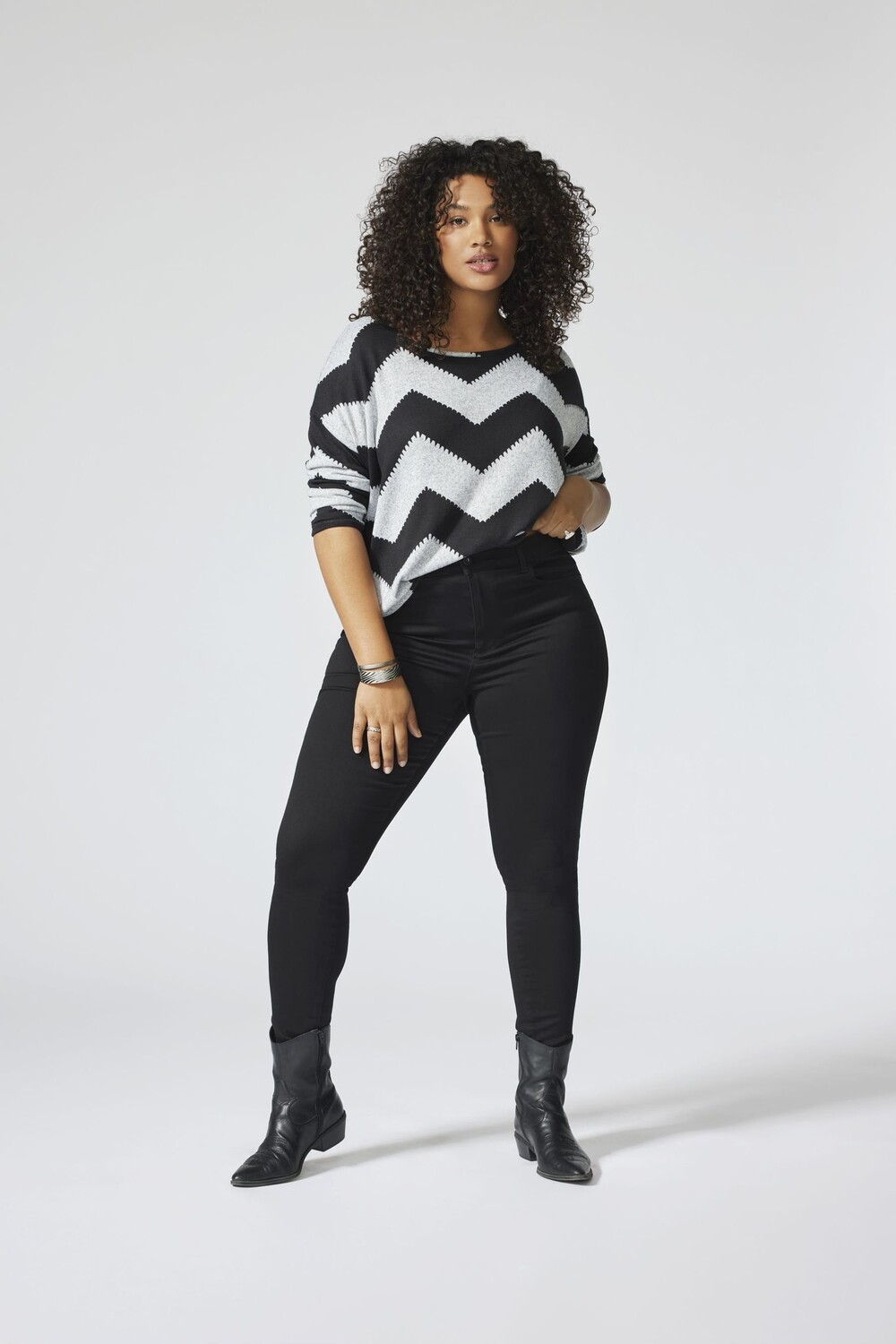 Джинсы скинни с высокой талией Only Curve, черный
Джинсы скинни с высокой талией Only Curve, черный