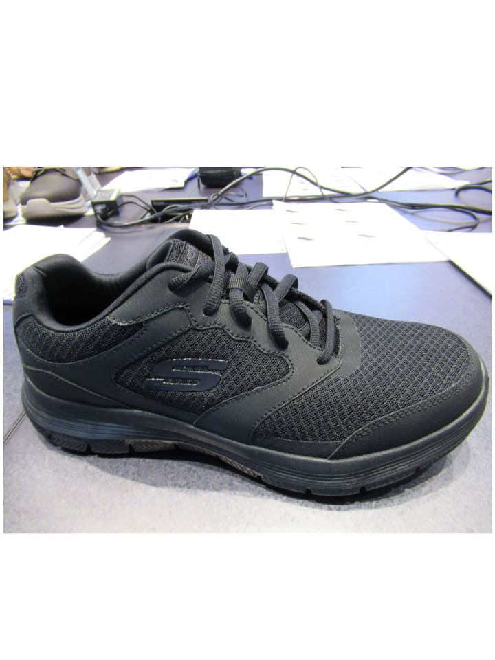 Низкие кроссовки Skechers Footwear, черный
Низкие кроссовки Skechers Footwear, черный