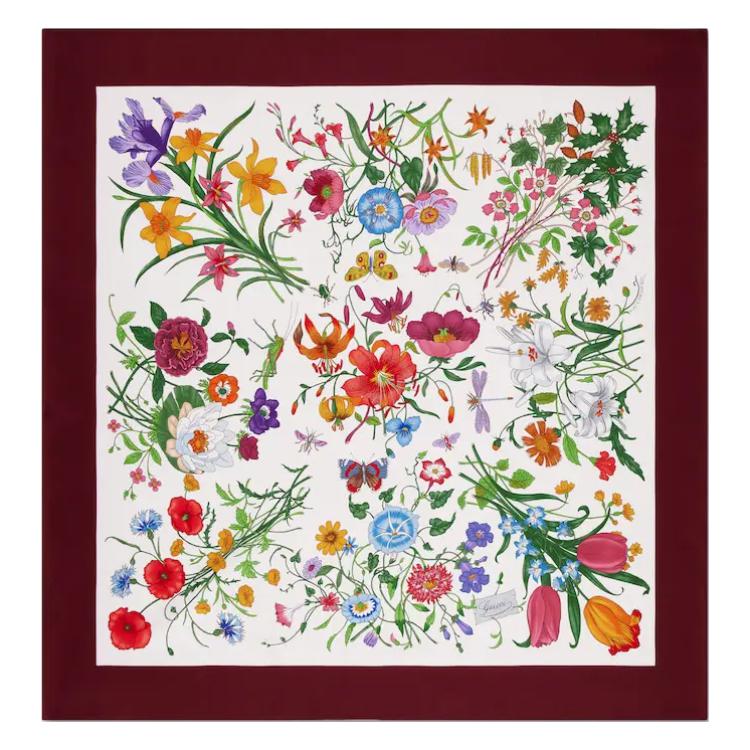 GUCCI Напечатанный шёлковый шарф, Red
GUCCI Напечатанный шёлковый шарф, Red