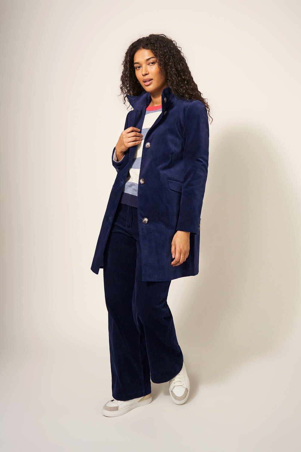 Бархатное пальто Карла White Stuff, синий
Бархатное пальто Карла White Stuff, синий