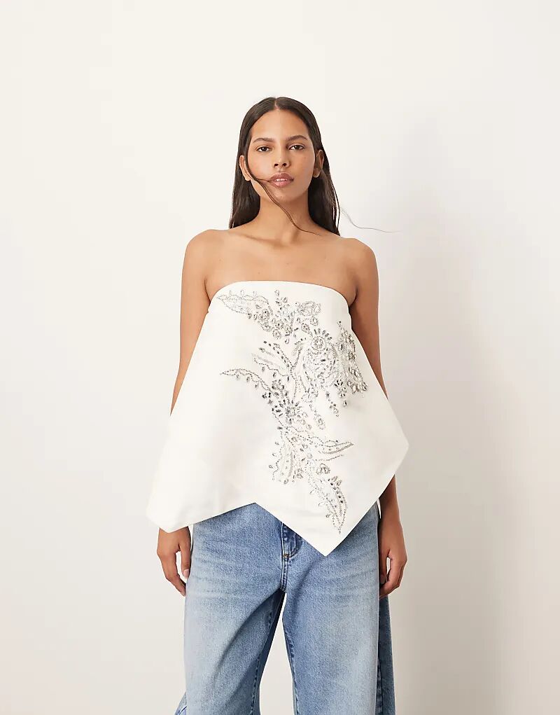 Топ-бандо ARRANGE с декором и квадратным вырезом белого цвета
Топ-бандо ARRANGE с декором и квадратным вырезом белого цвета