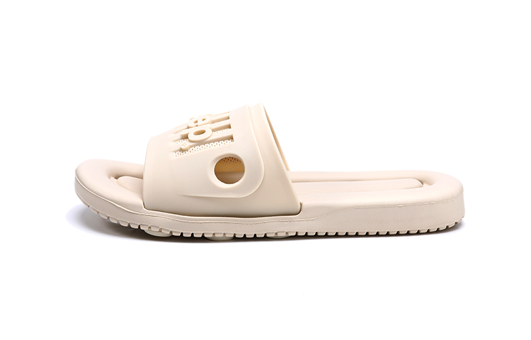 Универсальные быстросохнущие слайды Unisex Jeep, milk белый
Универсальные быстросохнущие слайды Unisex Jeep, milk белый