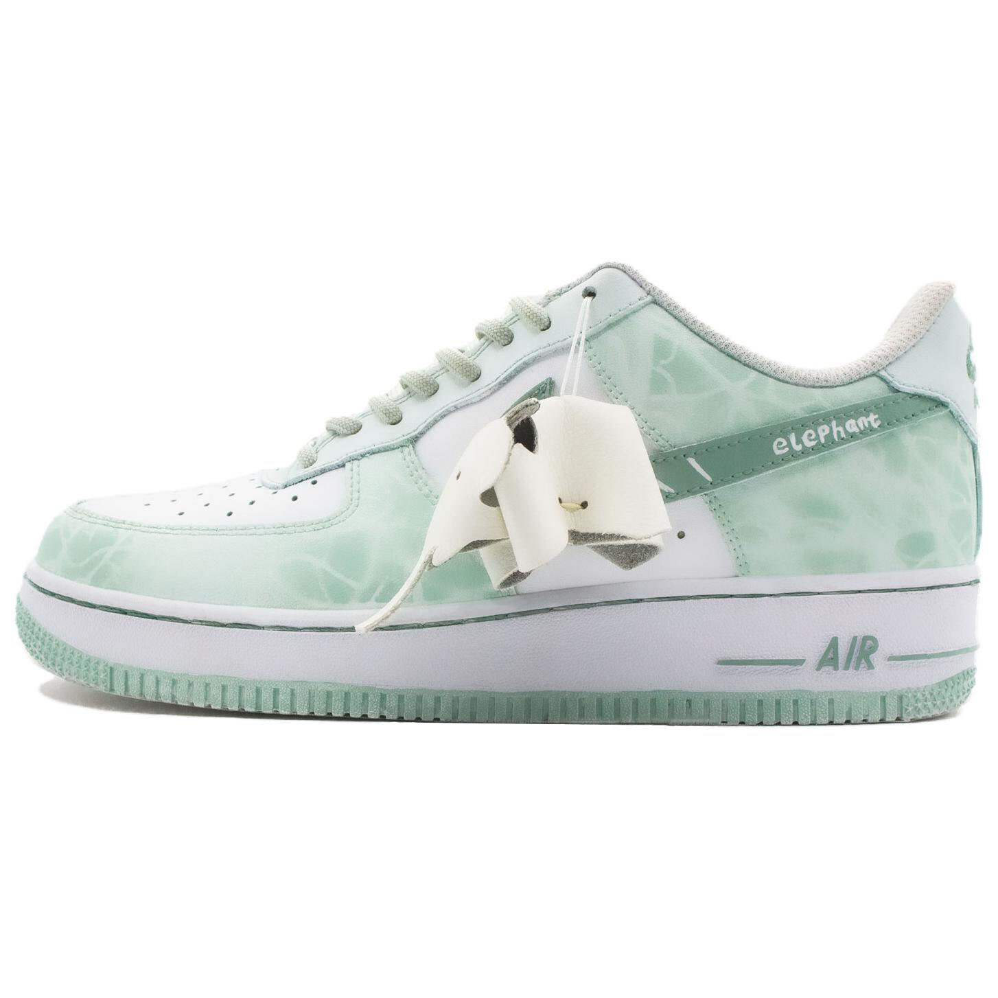 Кроссовки Nike Air Force 1 Skateboarding Shoes Women's Low-top White Green, светло-зеленый
Кроссовки Nike Air Force 1 Skateboarding Shoes Women's Low-top White Green, светло-зеленый