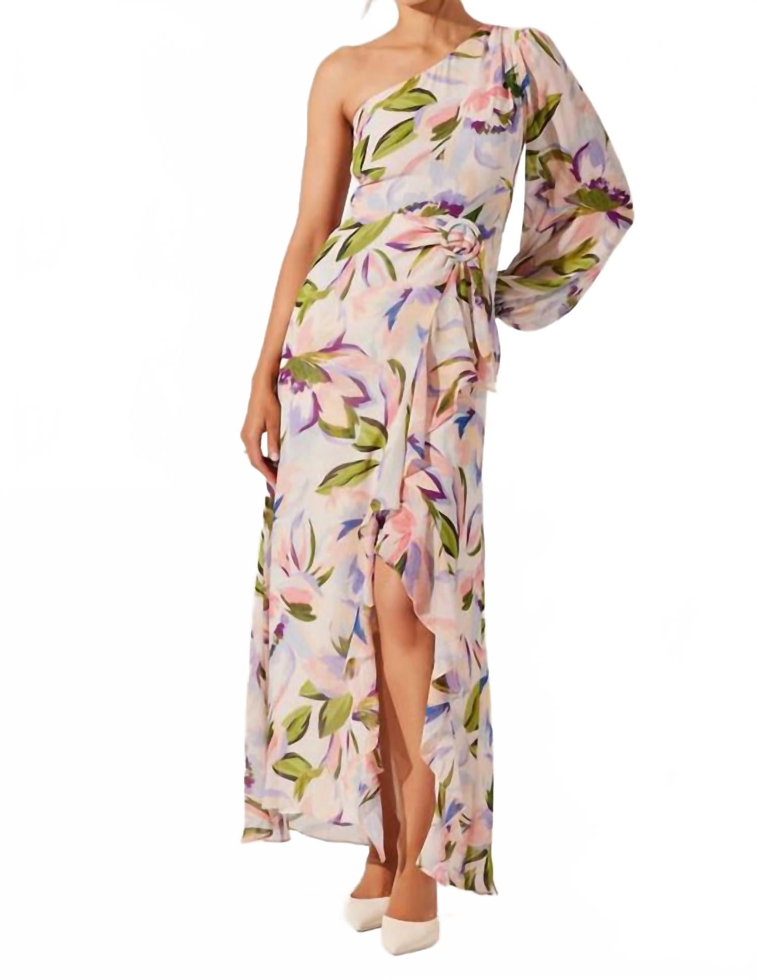 Платье Sandersonia в розовый цветочек ASTR
Платье Sandersonia в розовый цветочек ASTR