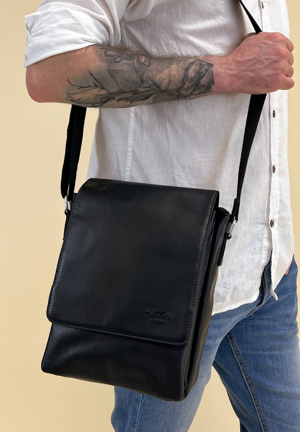 Сумка через плечо MARKUS Gusti Leder, цвет schwarz
Сумка через плечо MARKUS Gusti Leder, цвет schwarz