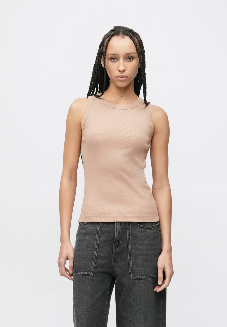 Топ DRYKORN OLINA, Orange/Apricot
Топ DRYKORN OLINA, Orange/Apricot