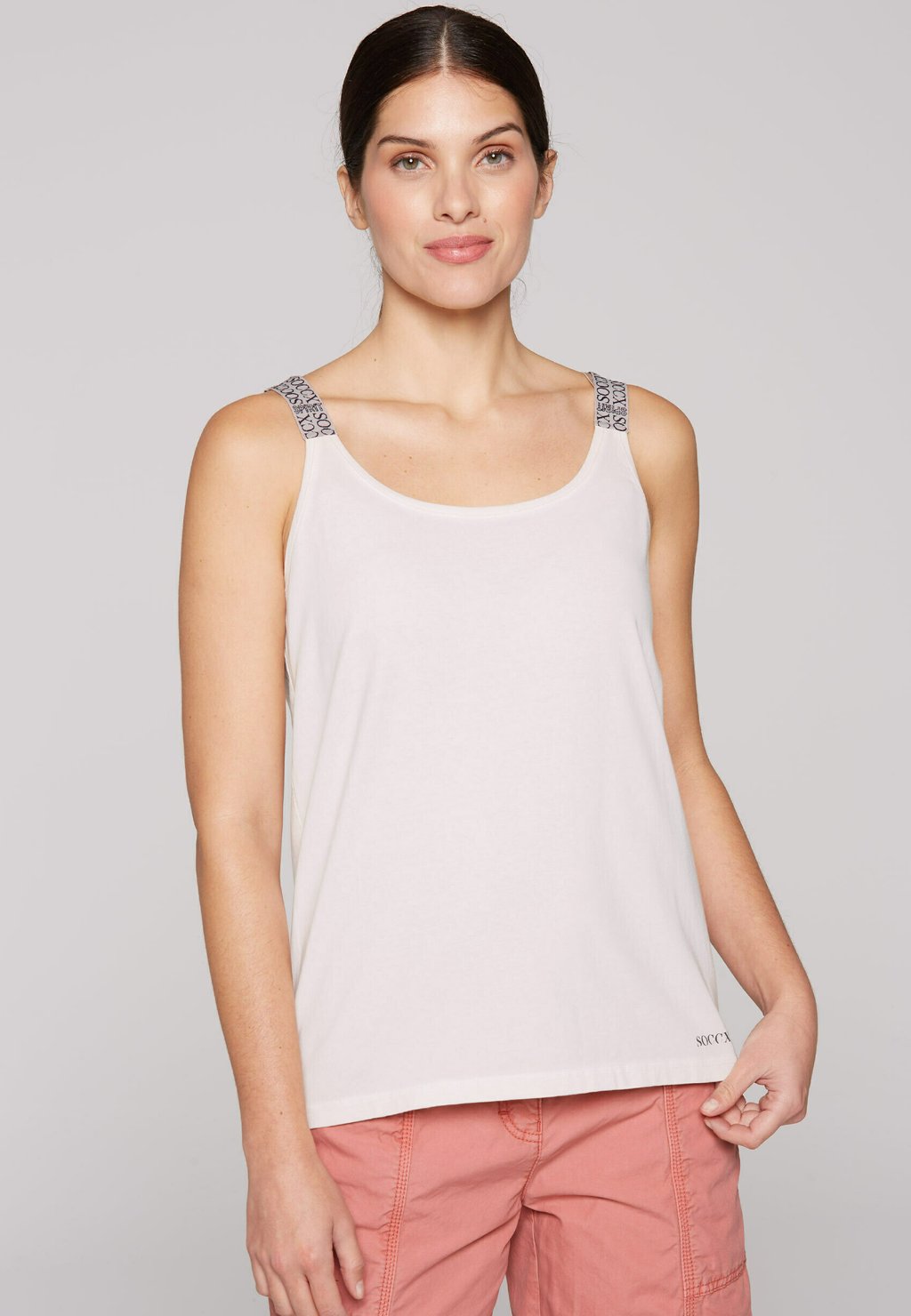 Топ INSIDE OIL DYED MIT LOGO-TRÄGERN Soccx, кремовый
Топ INSIDE OIL DYED MIT LOGO-TRÄGERN Soccx, кремовый