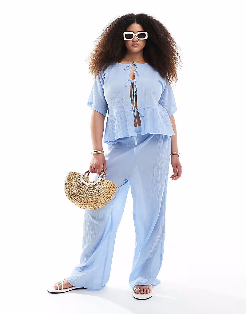 Пляжные брюки Esmee Curve Exclusive синего цвета
Пляжные брюки Esmee Curve Exclusive синего цвета