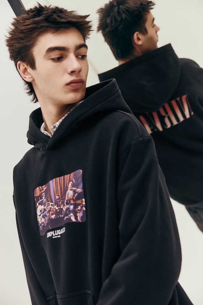 Толстовка с капюшоном свободного покроя H&M, мультиколор
Толстовка с капюшоном свободного покроя H&M, мультиколор