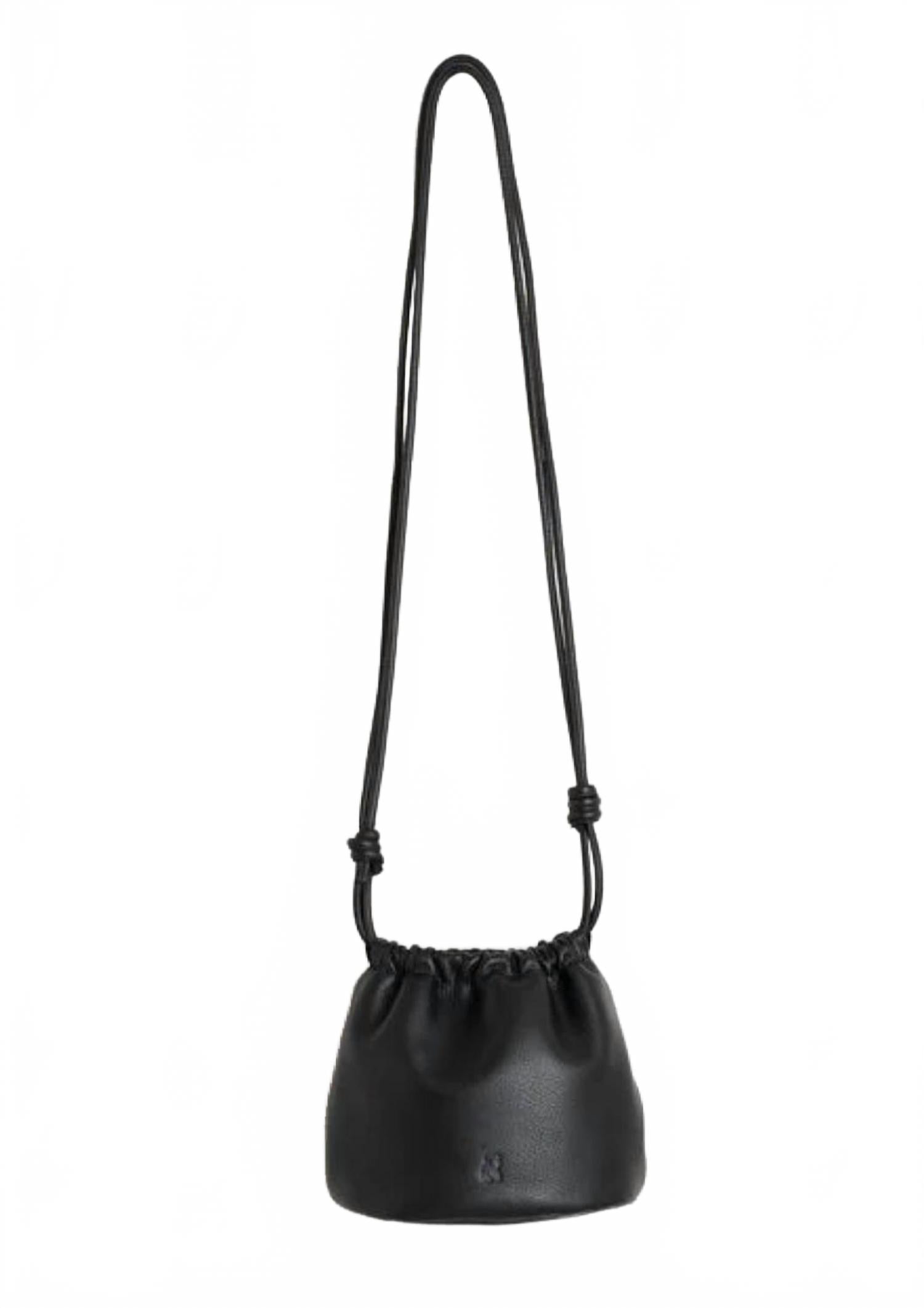 Indi & cold Женская кожаная сумка с присборенной отделкой, черная
Indi & cold Женская кожаная сумка с присборенной отделкой, черная